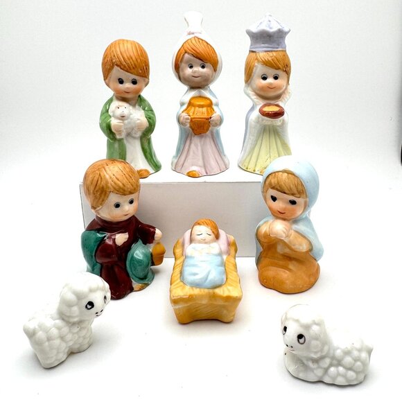 Vtg Porcelain Nativity Figurine Set 8 Hand-Painted Collectible Christmas Decor - Picture 1 of 11
